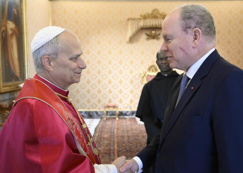 Što se dogodilo s licem princa Alberta? Ožiljak izazvao lavinu pitanja