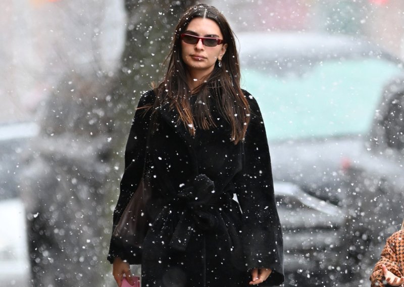 Mnogi ih ne mogu smisliti, a ona ih ne skida: Vratile su se 'najomraženije' čizme na svijetu