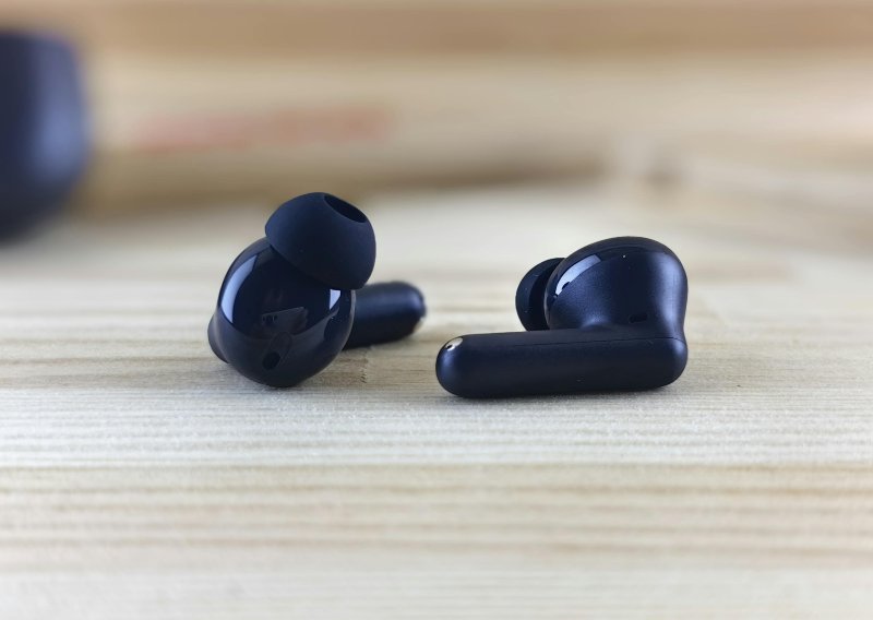 Oprez! WhisperPair mogao bi preuzeti vaše slušalice, pa vaš mobitel