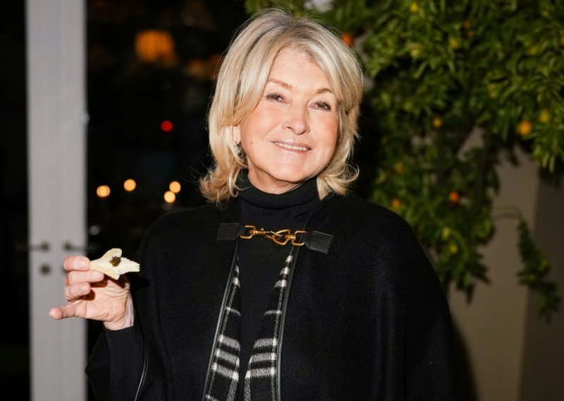 Farbate kosu, a izrast se vidi već za 10 dana: Ova suptilna promjena genijalno prikriva sijedi izrast