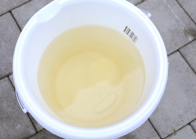 Karlovčani konačno doznali što ne valja s vodom: Jedan od uzroka je mangan u vodocrpilištu