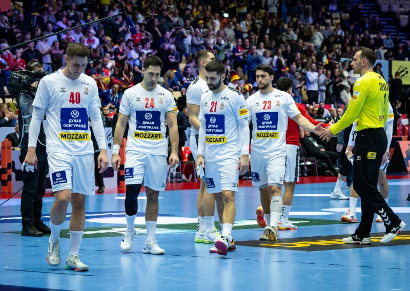 Najpoznatiji rukometni stručnjak se narugao Srbima, pogledajte što je objavio nakon ispadanja