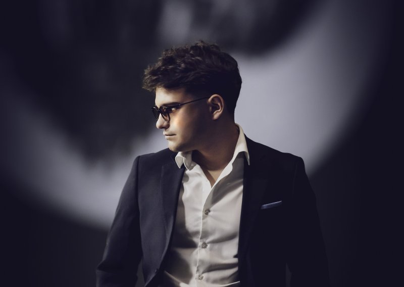 Martin Kosovec najavio prvi samostalni koncert, evo gdje i kada slušamo mladu senzaciju