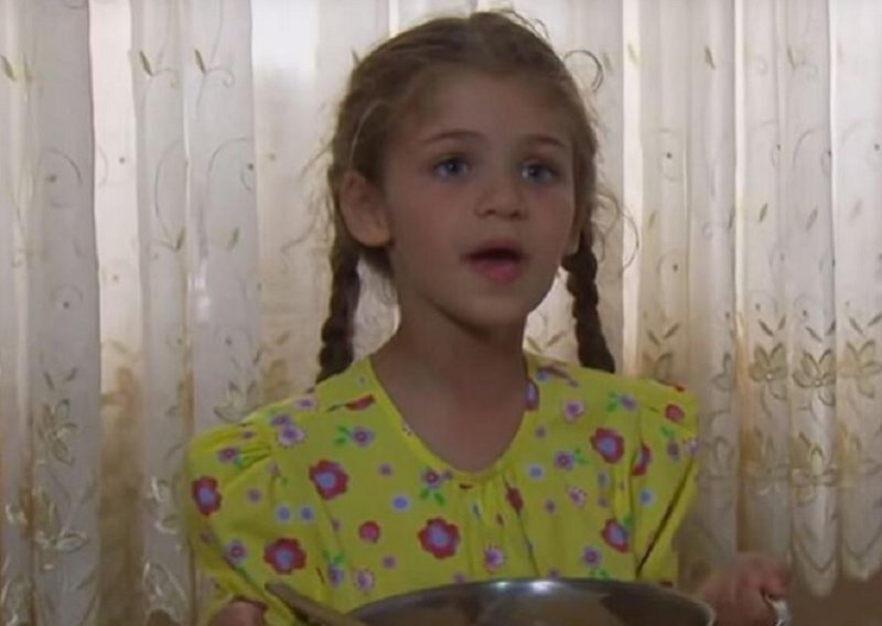 Kao dijete je bila najgledanija zvijezda u Turskoj: Pogledajte kako danas izgleda