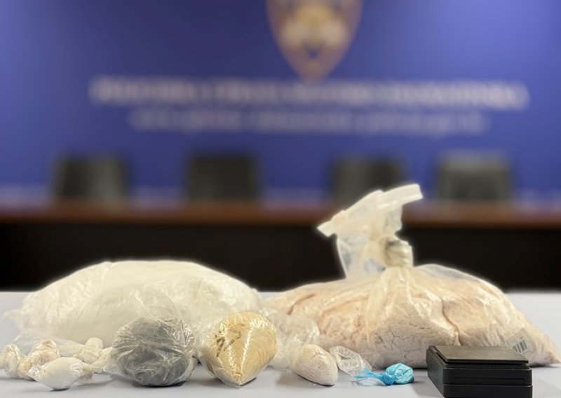 FOTO Policija uhvatila dilera s više od kilogramom speeda, no to nije sve
