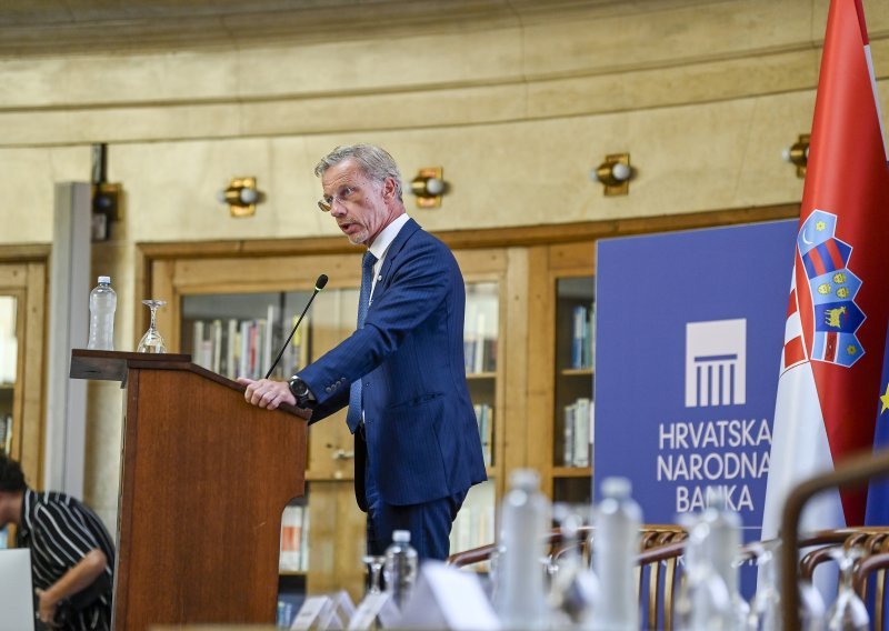 Zašto je Vujčić šokirao europske diplomate? Sada ga čeka neugodno saslušanje