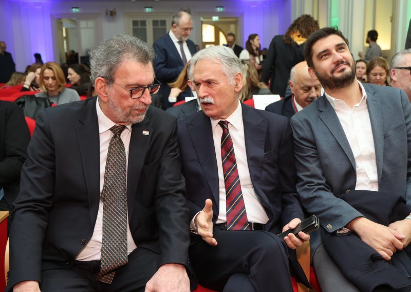 Fuchs komentirao potencijalno ukidanje društvenih mreža za mlade u Hrvatskoj