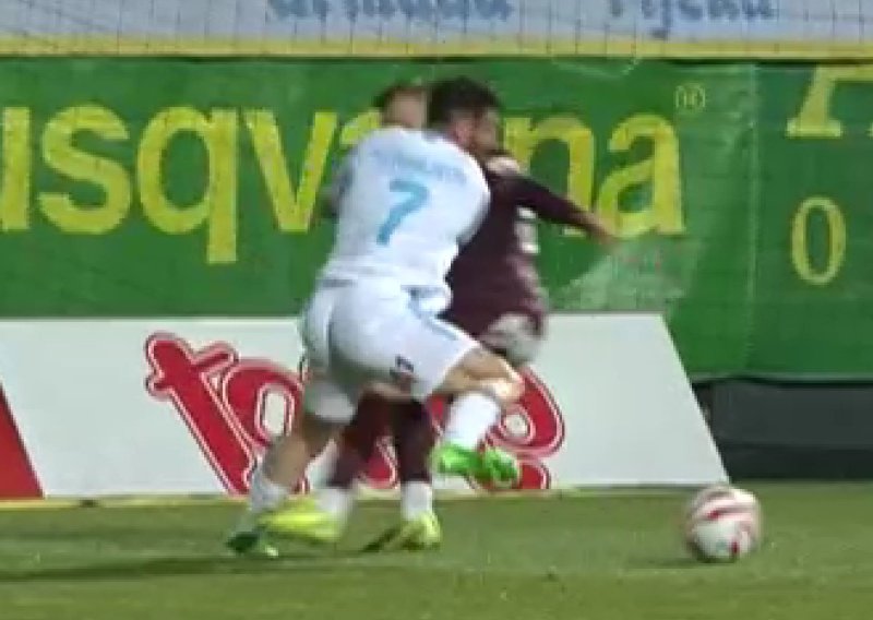 Pogledajte sporni kazneni udarac za Rijeku: Slažete li se s odlukom suca?