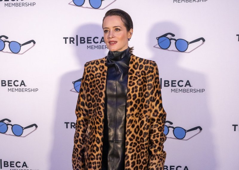 Nijedan kaput ne može se mjeriti s ovim modelom: Podiže stajlinge i pravi je modni klasik