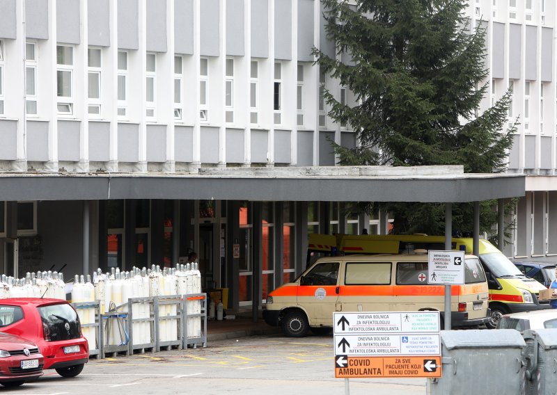 Ravnateljica karlovačke bolnice u problemu: Liječnici digli uzbunu zbog mobinga