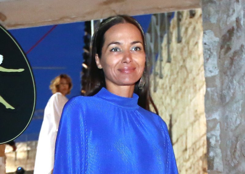 Fani Čapalija jednom fotkom podsjetila na rane devedesete