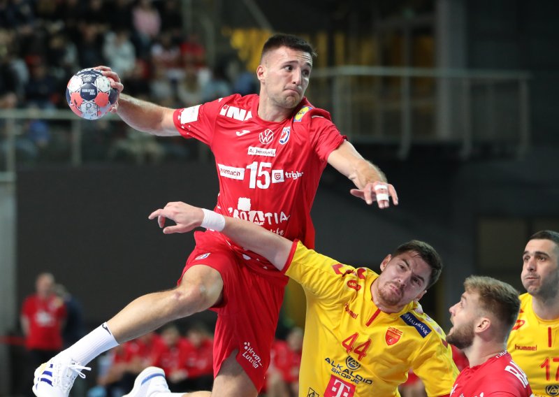 Zbog ozljede je otpao za EP, a sad je potpisao za nekadašnjeg prvaka Europe