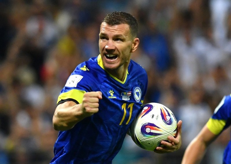 Edin Džeko će u novom klubu nositi broj kojeg je proslavio Ivan Rakitić