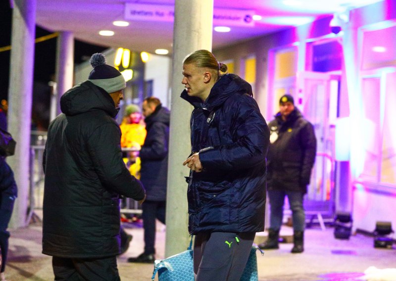 Evo kako su se igrači Manchester Cityja iskupili navijačima za debakl u Norveškoj