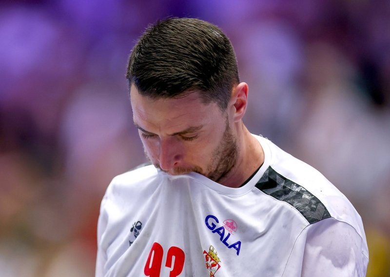 Crnogorci se rugaju kapetanu Srbije: 'A da proba za Hrvatsku sljedeći put?'