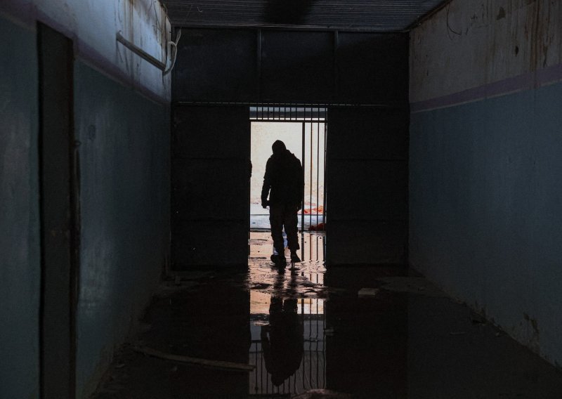 Američka vojska počela premještati zatočenike Islamske države iz Sirije u Irak