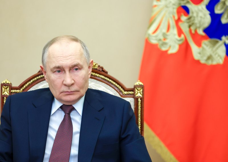 Vladimir Putin danas na ključnom sastanku