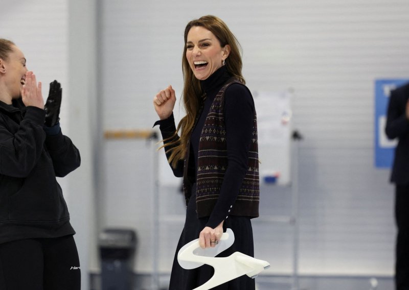 Kate Middleton u Zarinom puloveru: Ovaj komad ima godinama u ormaru, a još se prodaje po super cijeni