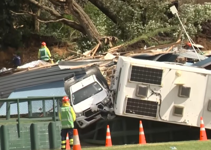 Traga se za nestalima u klizištu na Novom Zelandu: Među njima i djeca