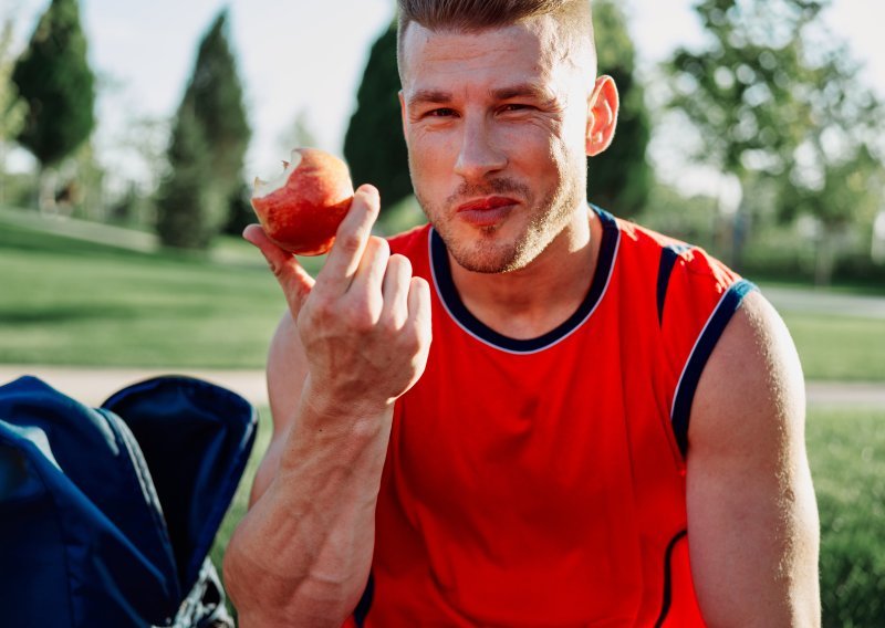 Kako prehrana utječe na energiju, fokus i izdržljivost u sportovima visokog ritma