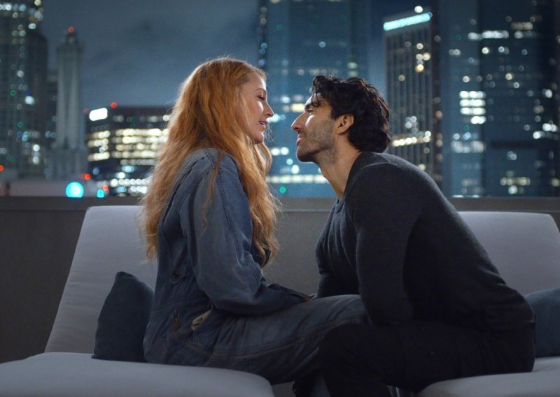 'On je bijesna svinja': Isplivale brutalne poruke kojima je Blake Lively pokopala Baldonija