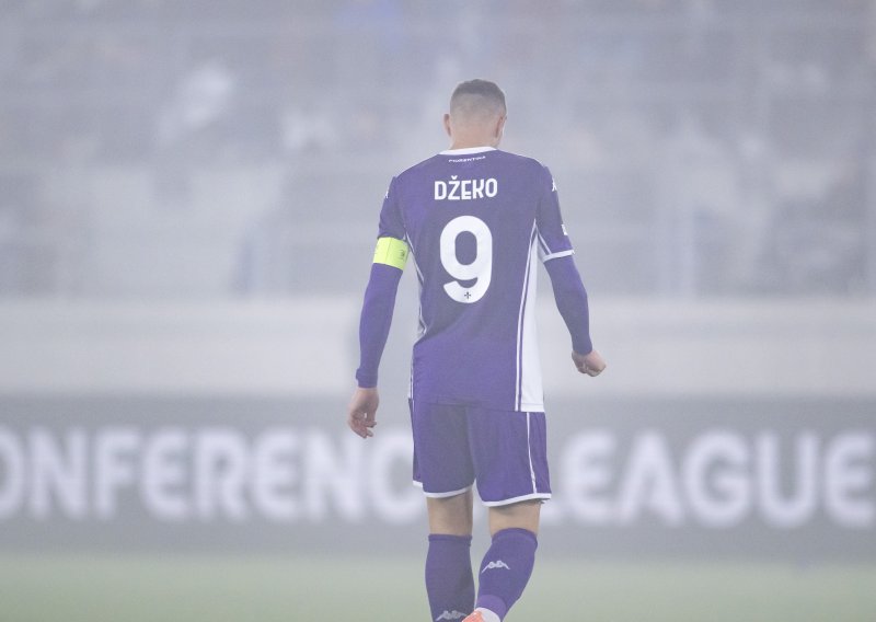 Džeko službeno napustio Fiorentinu: Schalke ga predstavio