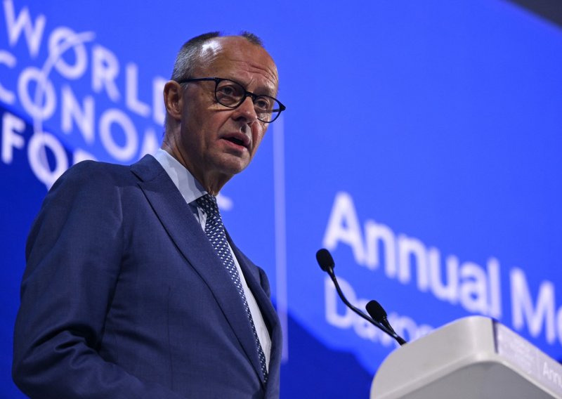 Drama u Njemačkoj: Policija spriječila napad na privatni zrakoplov njemačkog kancelara