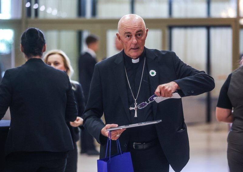 Dosadašnji nuncij u RH sada imenovan nuncijem u Izraelu