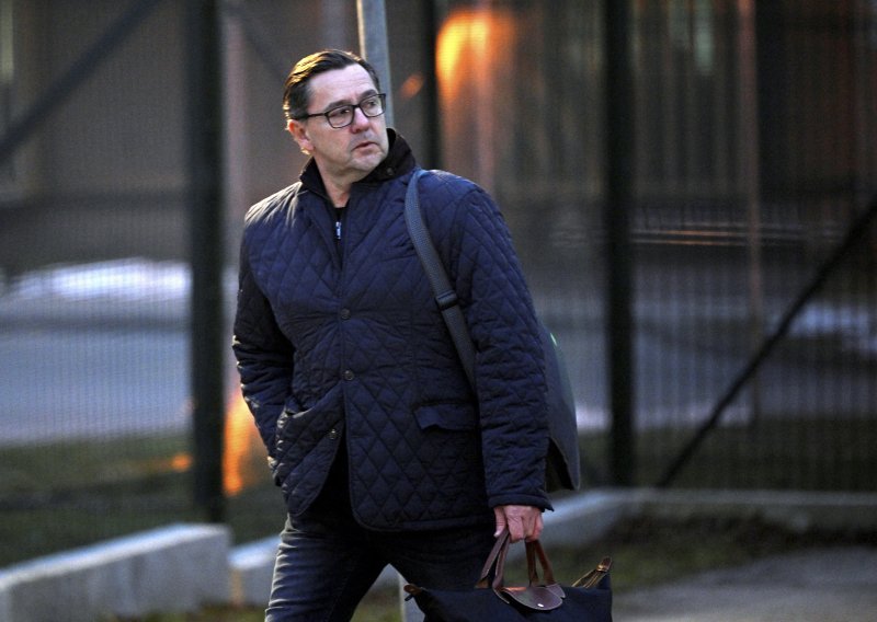 Andrija Mikulić pušten iz pritvora, pozdravio i cimere: 'Radio sam sklekove svaki dan'