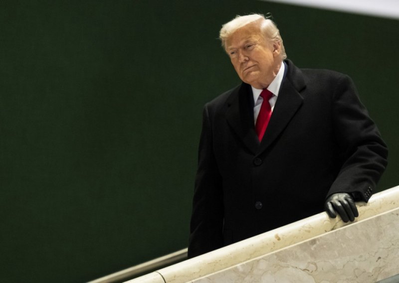 Trump opet prijeti: 'Kina će vas pojesti žive'