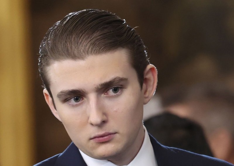 Barron Trump nazvao '911' pa dobio opasku da je 'bahat'