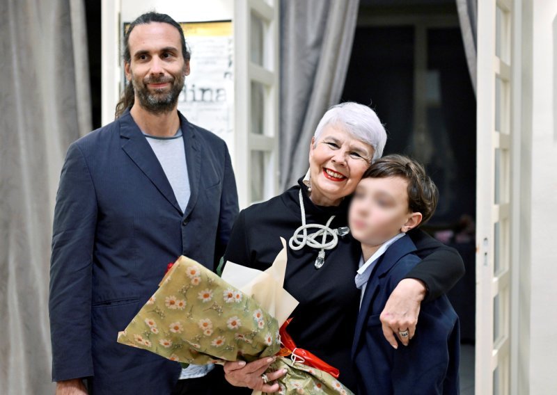 Njezina najveća sreća: Pogledajte tko je Jadranki Kosor izmamio najveći osmijeh na promociji nove knjige