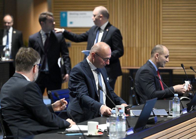 Iz Vlade stigla prva reakcija na 'nepromišljeno' pismo