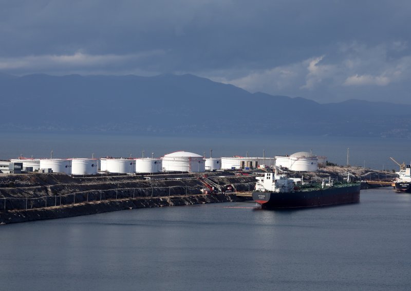 Mađari i Slovaci pritišću Hrvatsku zbog ruske nafte, oglasio se Bruxelles