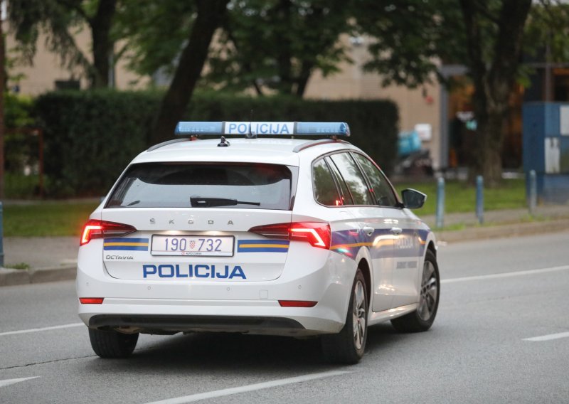 Policija u velikoj akciji identificirala 13 internetskih pedofila