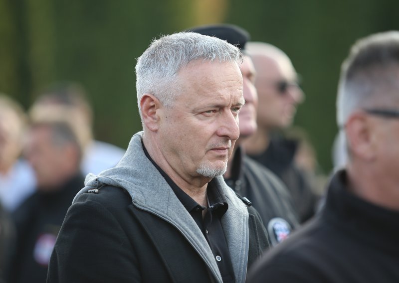 Hoće li Thompson doista morati srušiti ilegalne objekte? Evo što kaže sudski vještak