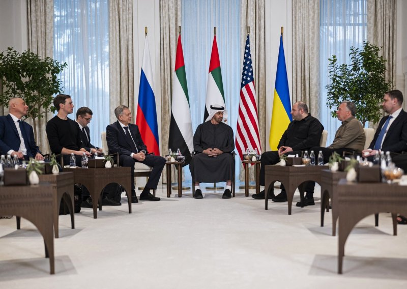 Završio prvi dan pregovora: Cure detalji razgovora o sudbini Ukrajine