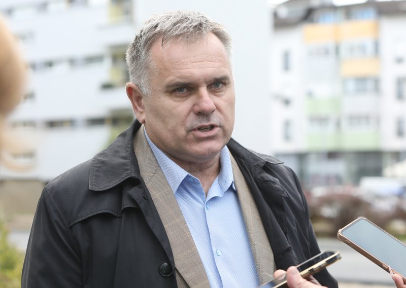 Napeto u Karlovcu: 'Troskotove izjave su sulude'