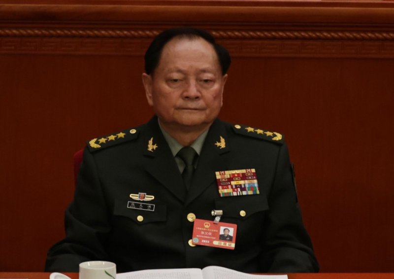 Brutalan obračun se nastavlja: Još jedan visoko rangirani kineski general pod istragom