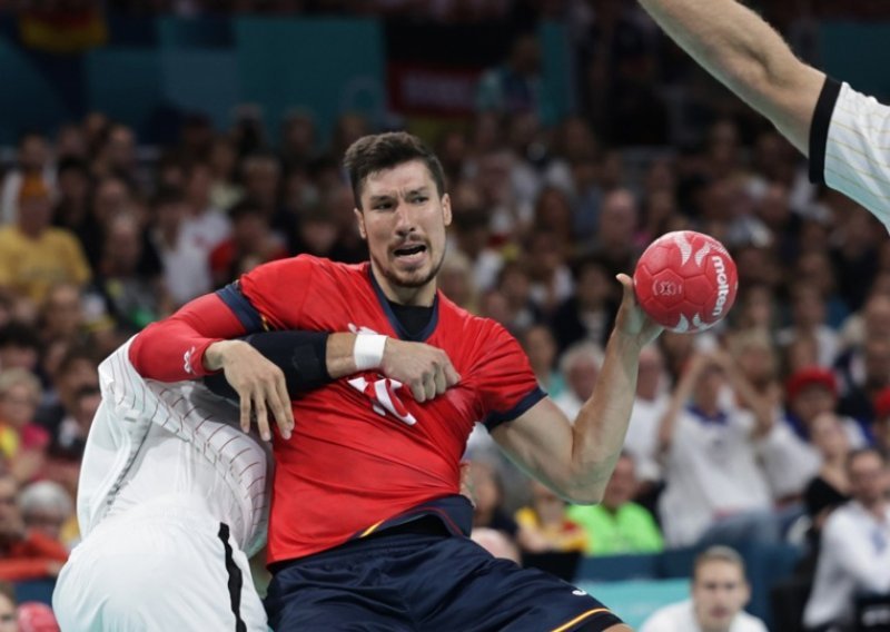 Tako je to nekad radio Ivano Balić; Španjolac je ovim potezom sve oduševio