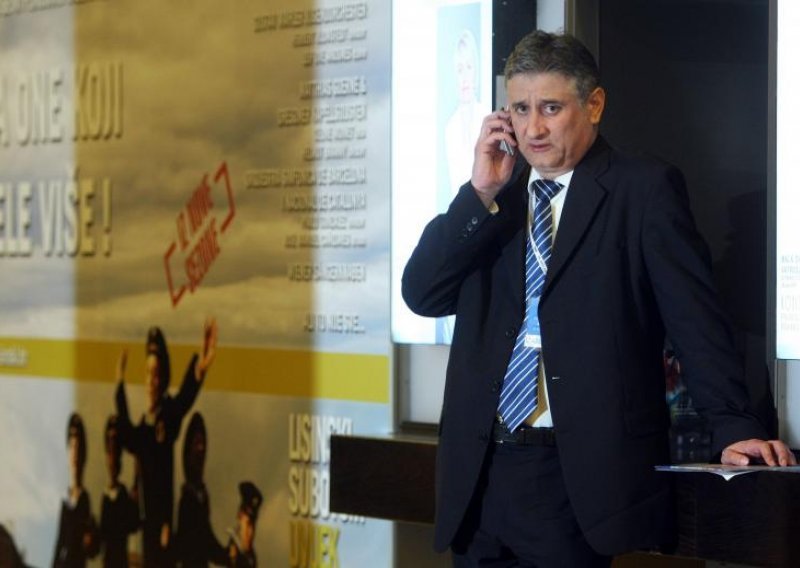 Karamarko: 'Gov't has no programme to stop negative trends'