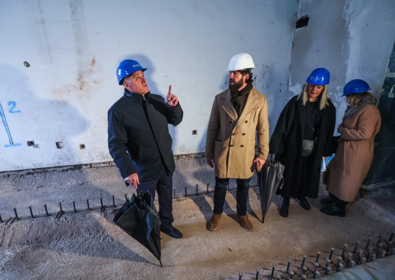 Bačić obišao gradilišta u centru Zagreba: Lakše je graditi novo nego obnavljati staro