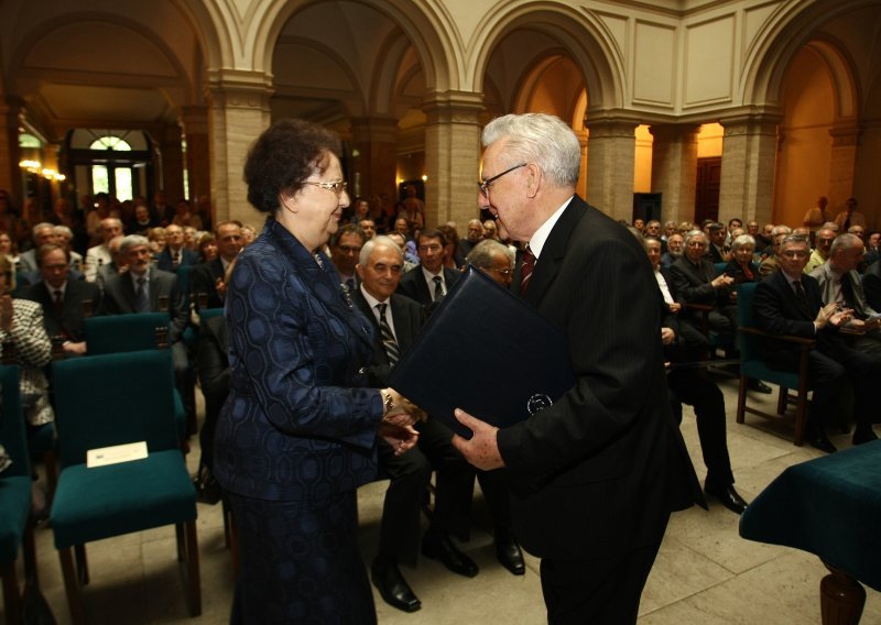 Preminula akademkinja Ivanka Petrović