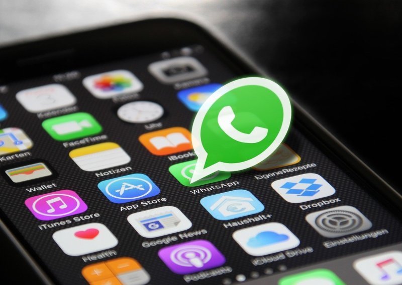 WhatsApp na meti Europske komisije: Traže suzbijanje štetnog sadržaja