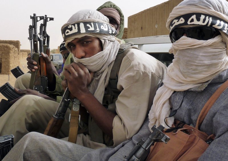 'Francuska se u Maliju bori s onima koje je naoružavala u Libiji'