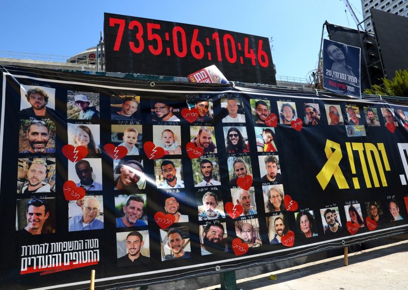 Izrael gasi sat koji je odbrojavao povratak svih talaca