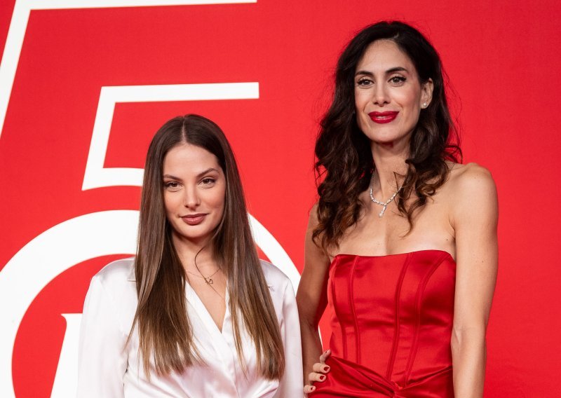 Godinu dana nakon poroda, zvijezda 'Kumova' raspametila sve jednom fotografijom