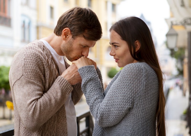 Bolna istina o muškarcima: Evo zašto nakon prekida odmah traže novu vezu