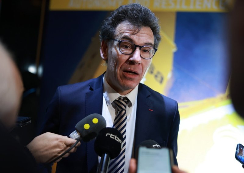 Francuski ministar: EU bi trebao kupovati samo europske dijelove za obranu