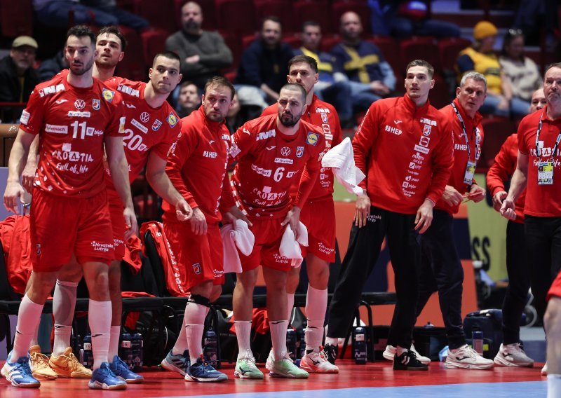 Džomba izdvojio dvojicu igrača: Naklonio im se nakon derbija sa Slovencima